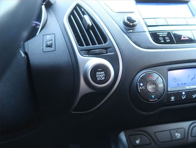 Hyundai ix35 (2013) 1.6 GDI, Serv.kniha, Tempomat - fotka 17 z 17