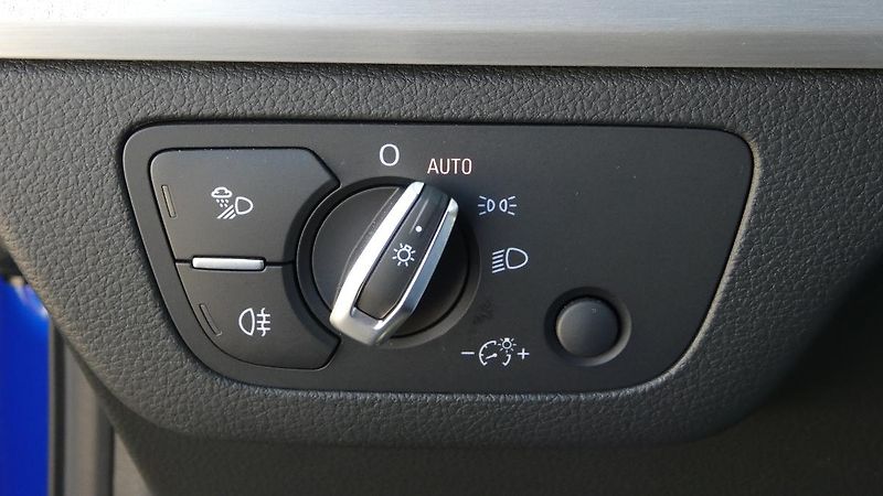 Audi Q5 40 TDI quattro S tronic S Line - fotka 10 z 28