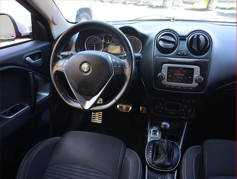 Alfa Romeo MiTo (2016) 1.4 TB MultiAir, Automat - fotka 7 z 18