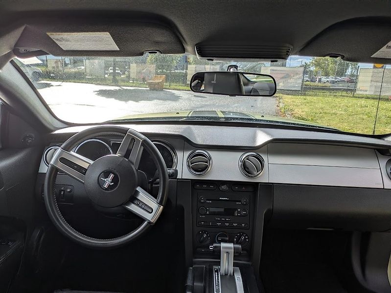 Ford Mustang GT 4,6 V8 - fotka 7 z 13