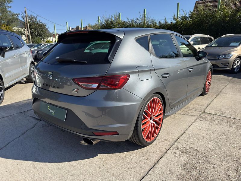 Seat Leon - fotka 2 z 9