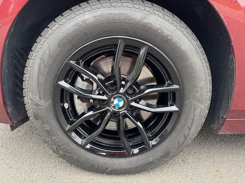BMW Řada 2 (2024) LED, ACC, Kamera,2xAL sada kol - fotka 47 z 48