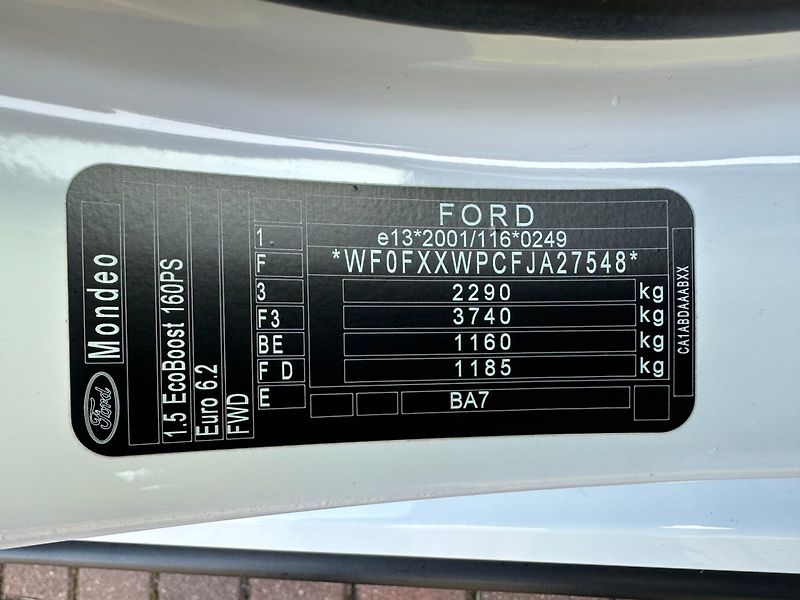 Ford Mondeo (2018) 1.5EcoBoost 121kw ST-Line - fotka 15 z 25
