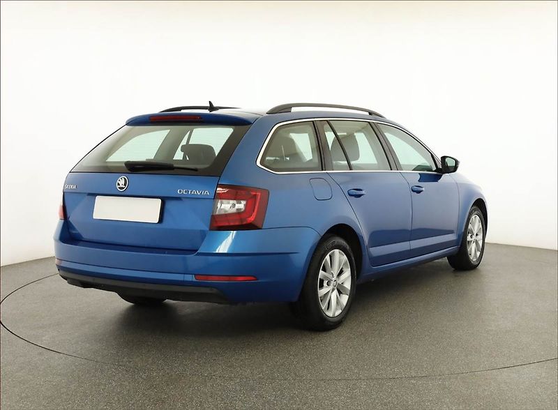 Škoda Octavia (2019) Style 2.0 TDI, Automat - fotka 5 z 16