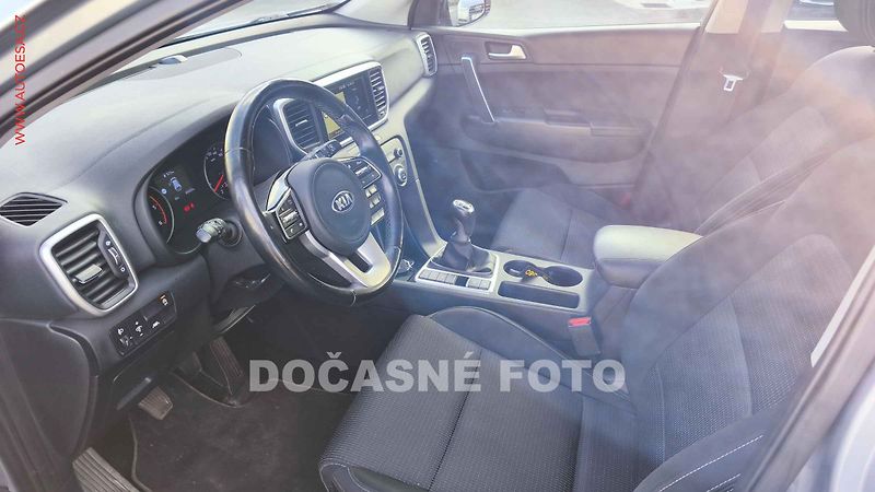 Kia Sportage (2020) 1.6 CRDi 4x4, ČR, servis - fotka 3 z 3