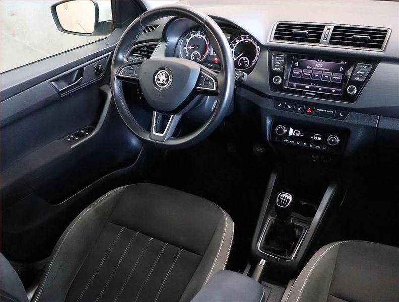 Škoda Fabia (2019) 1.0 TSI, Tempomat - fotka 7 z 22