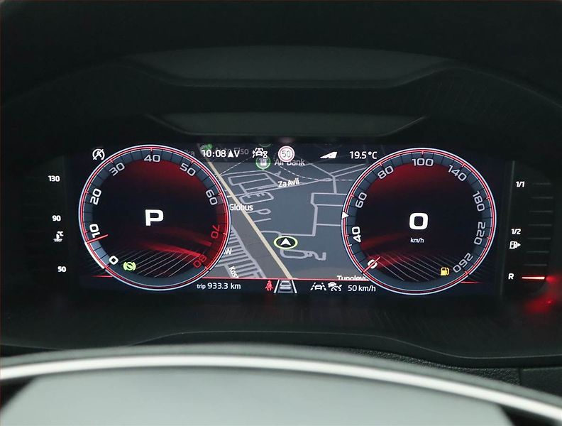 Škoda Karoq (2024) Sportline 1.5 TSI - fotka 11 z 21