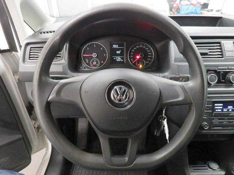 Volkswagen Caddy - fotka 17 z 21