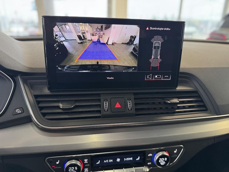 Audi Q5 (2023) 40TFSI 4x4 Advanced Tažné LED  - fotka 33 z 42