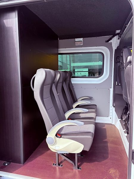 Renault Master L3H2P3 Extra dvoukabina 150 k - fotka 7 z 9