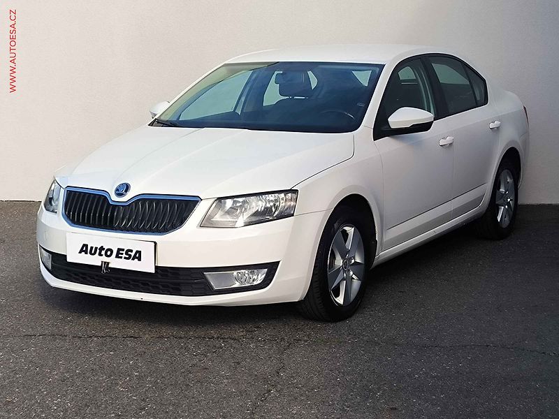 Škoda Octavia (2016) 1.6 TDi, 2.maj,ČR, AC, temp - fotka 3 z 19