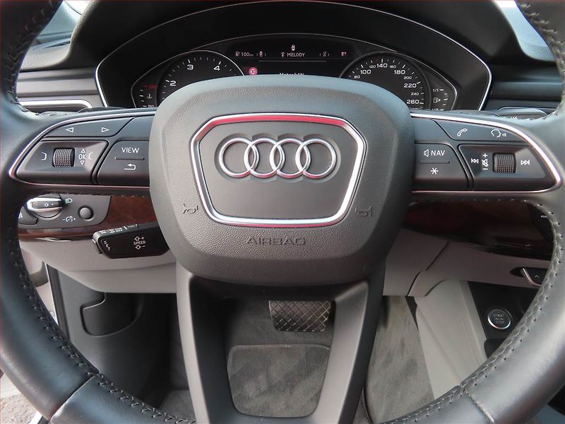 Audi A4 (2018) 2.0 TDI, Automat, Serv.kniha - fotka 20 z 24