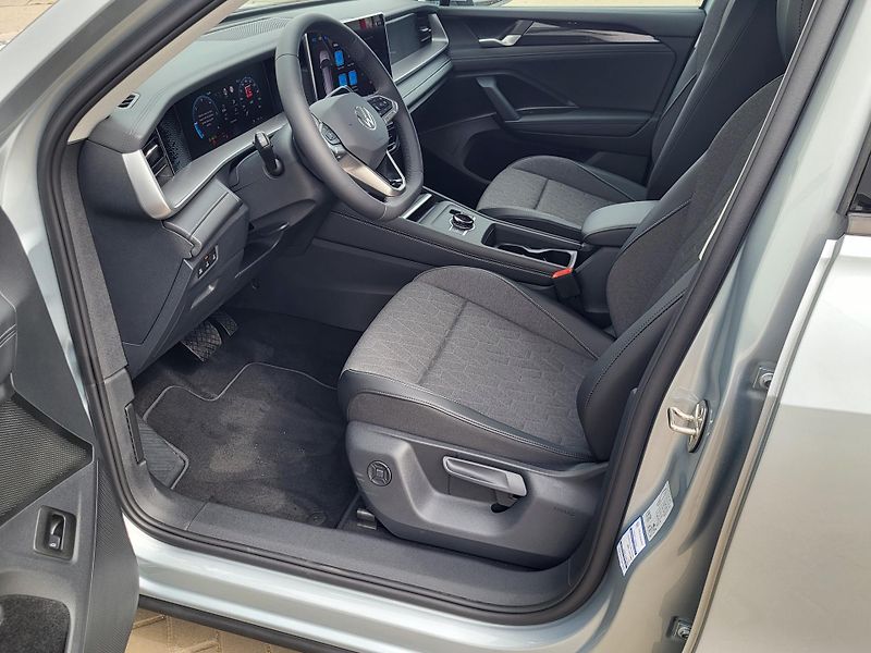 Volkswagen Tayron (2026) People 2,0 TDI 110KW - fotka 6 z 27