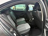 Škoda Octavia Top Selection 2.0 TDI 110kw DS - náhled 24