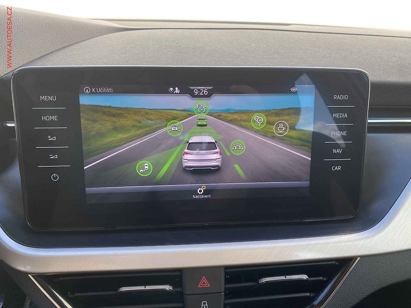 Škoda Kamiq (2021) 1.5 TSi, 2.maj,ČR, Style - fotka 20 z 20