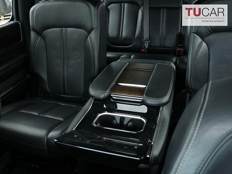 Jeep Grand Wagoneer (2022) 6.4 V8 SERIES III  - fotka 35 z 45