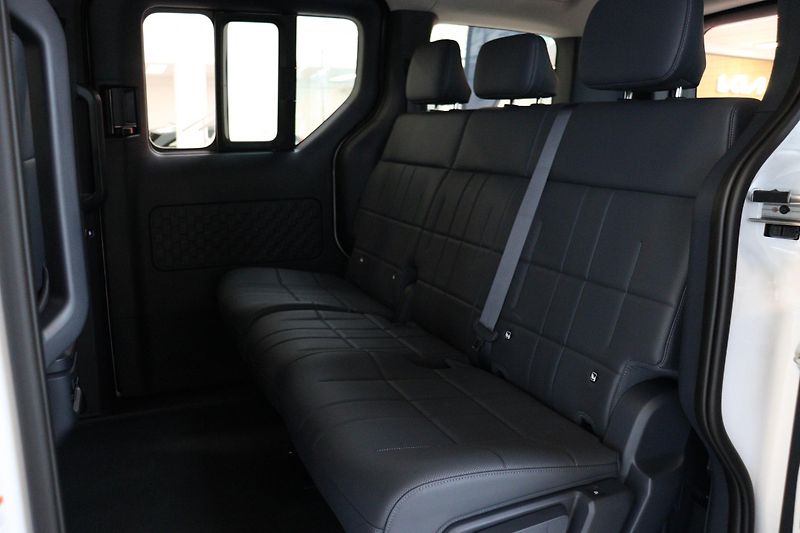 Kia PV5 5P 4x2 ELITE 120 KW + 71,2 kWh - fotka 14 z 16