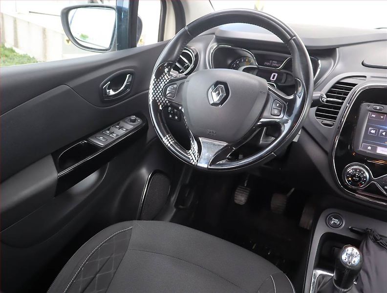Renault Captur (2015) 0.9 TCe, Serv.kniha, Navi - fotka 7 z 15