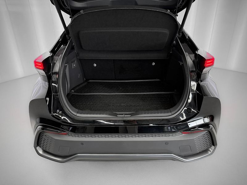 Toyota C-HR 2.0 PHEV e-CVT GR SPORT, ACC, - fotka 31 z 32