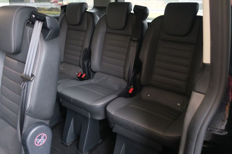 Ford Tourneo Custom (2020) 2.0 TDCi 320 L2 Titanium 8Míst - fotka 43 z 50