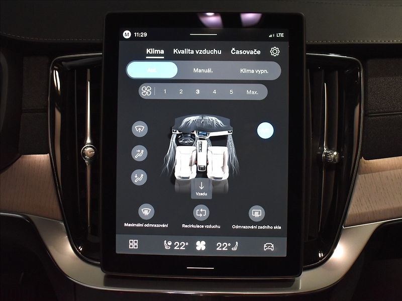 Volvo XC90 (2026) 2,0 T8  Plus Dark - fotka 20 z 35