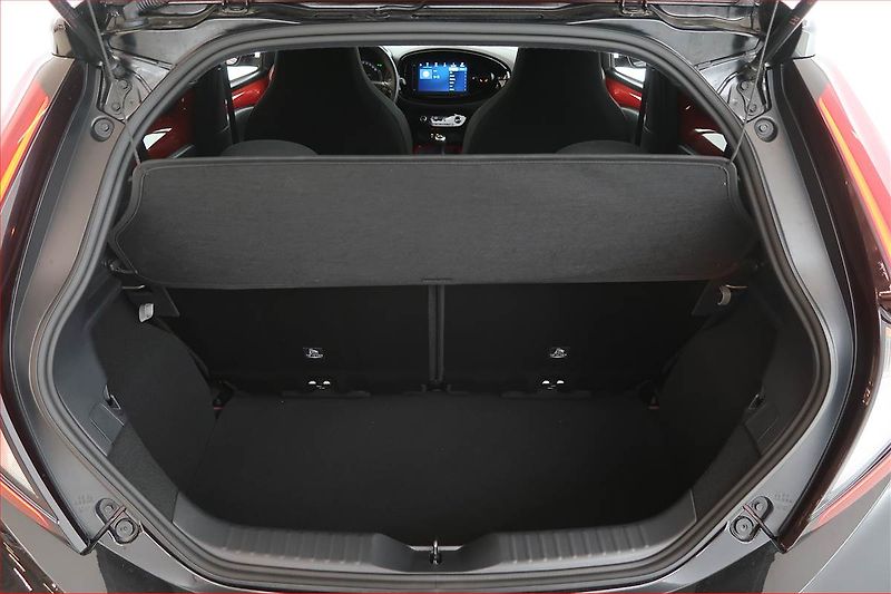 Toyota Aygo (2022) Style 1.0, Serv.kniha - fotka 13 z 18
