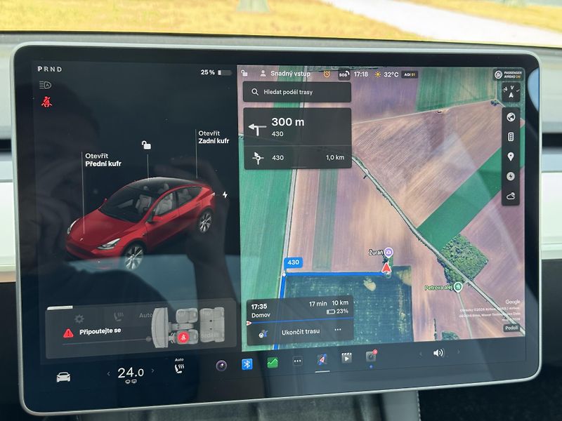 Tesla Model Y LR AWD Tažné EAP Boost Bílý in - fotka 15 z 27