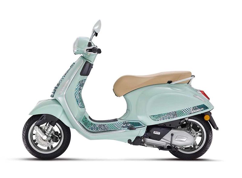 Vespa Primavera 125 3V ABS (2026) Primavera 125 Batik E5+ - fotka 5 z 5