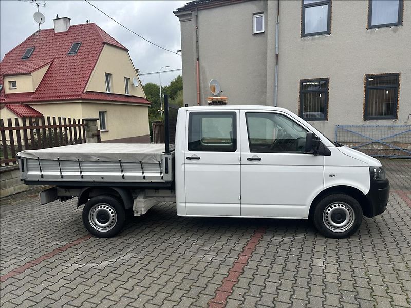 Volkswagen Transporter 2,0 TDI TAŽNÉ - fotka 2 z 20