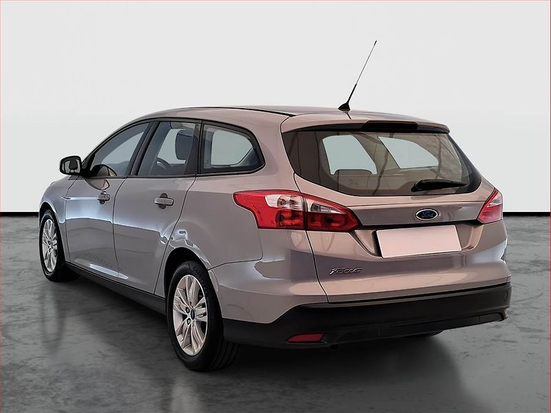 Ford Focus (2011) 1.6 TDCi, servisované - fotka 4 z 14