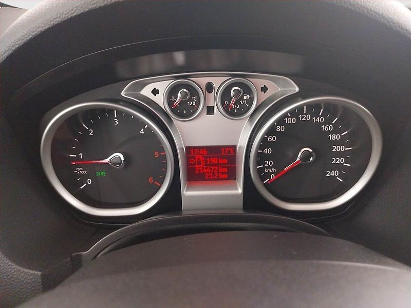 Ford Kuga (2012) Titanium 2.0 TDCi, 4X4 - fotka 11 z 19