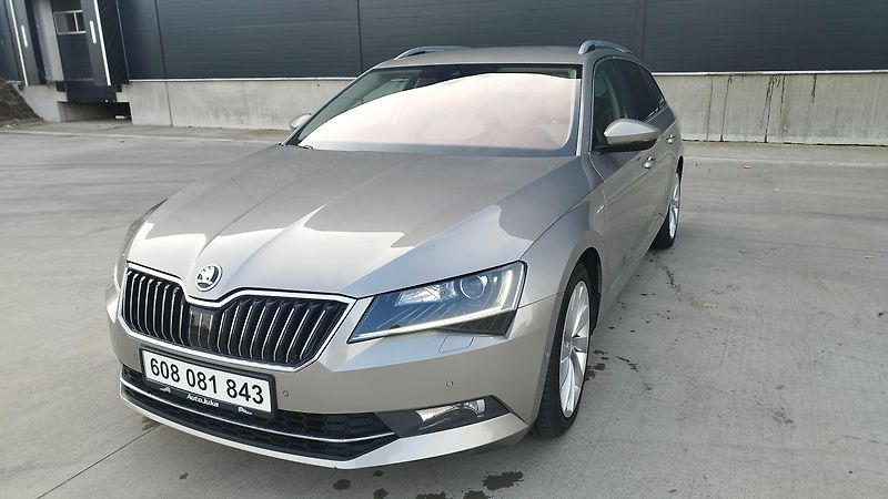 Škoda Superb 2.0TDI,LK,4X4volat-608 081 843 - fotka 9 z 21