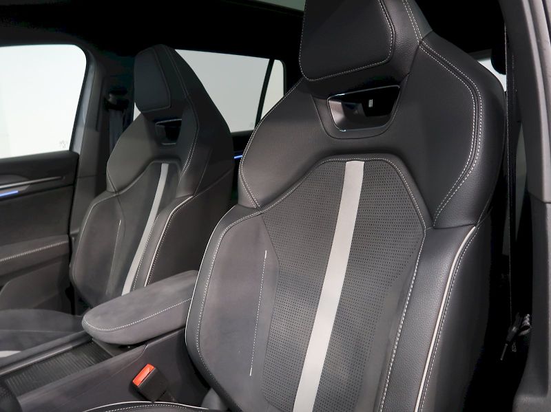 Škoda Kodiaq (2025) SPORTLINE 2.0TDI 142KW 4x4 DSG - fotka 16 z 50
