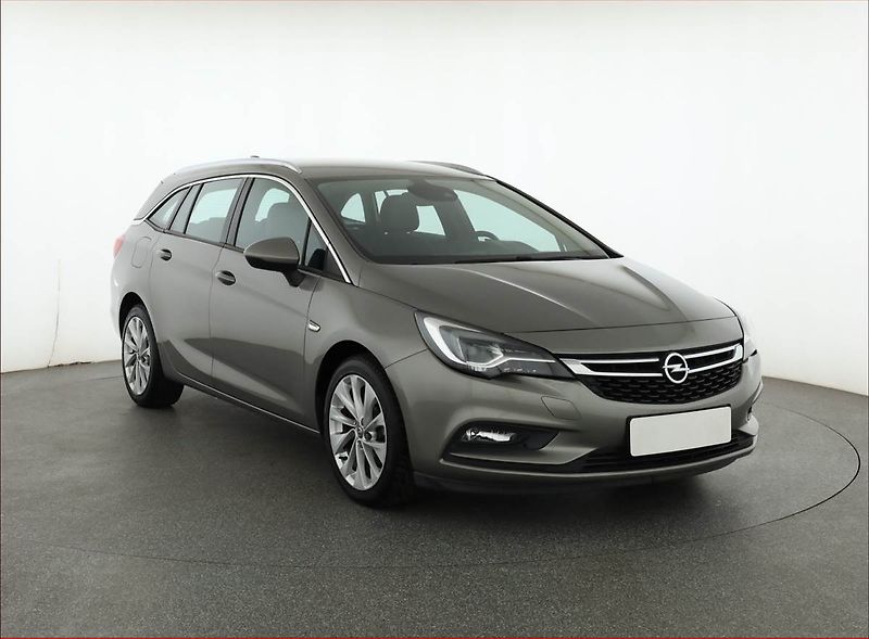 Opel Astra (2017) 1.4 T, Navi, Tempomat - fotografie inzerátu