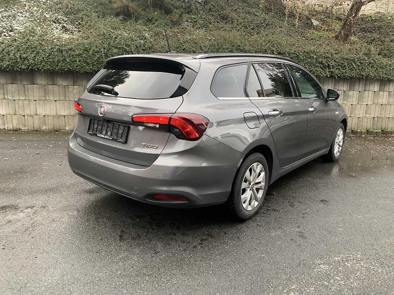 Fiat Tipo 1.6 MJTD 88 kW ACC NAVI KAMERA - fotka 5 z 18