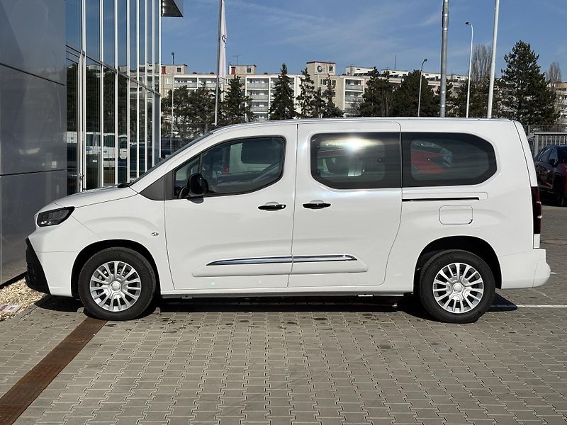Toyota ProAce City Verso (2026) LONG BUSINESS 1,5D MAN6 - fotka 12 z 14