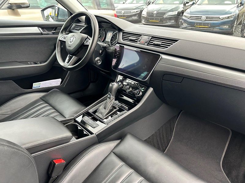 Škoda Superb (2018) 1.6TDi DSG, KAMERA, NAVI - fotka 7 z 20