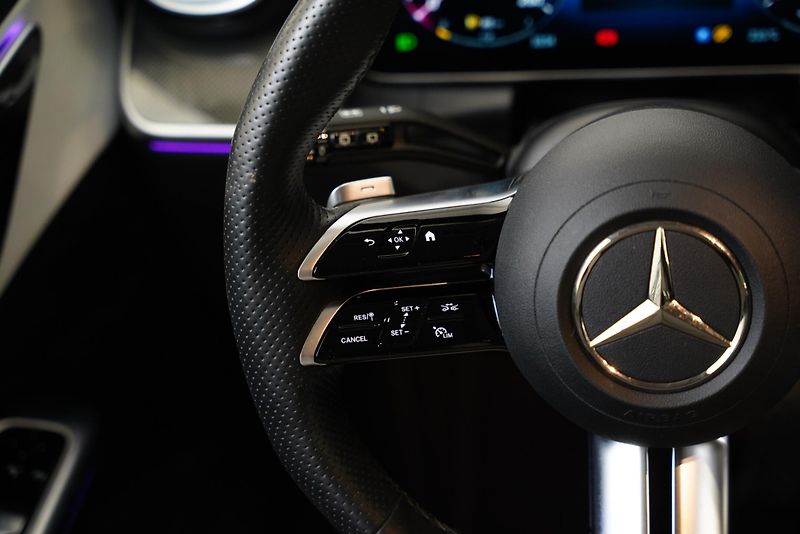Mercedes-Benz GLC - fotka 16 z 26