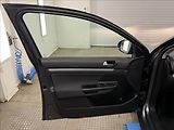 Volkswagen Golf 1,6 TDi 77 KW DSG NAVI PDC - náhled 23