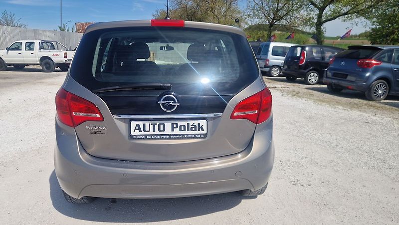 Opel Meriva 1,4 16 V - fotka 4 z 10