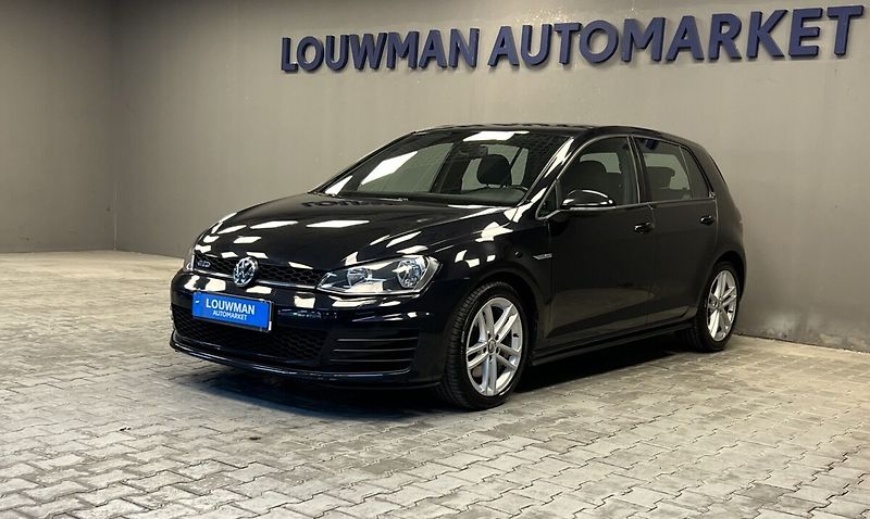 Volkswagen Golf 2.0 TDI DSG GTD - fotka 1 z 15