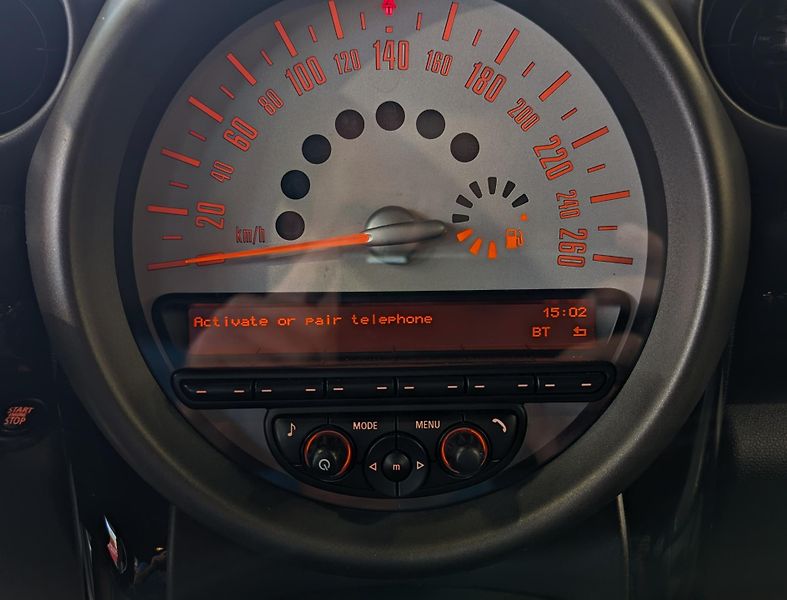 Mini Countryman 2.0 D A/T PDC, TEMPOMAT, KLIMA - fotka 18 z 22
