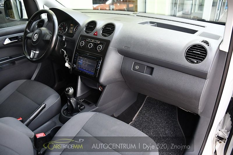 Volkswagen Caddy 1.2TSi 2xKOLA A/C VÝHŘEV - fotka 15 z 39