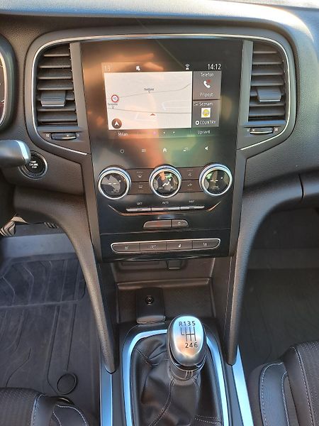 Renault Mégane Intens TCe 140 1.majitel    - fotka 16 z 30