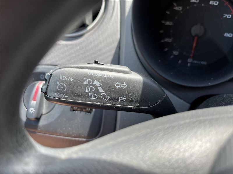 Seat Ibiza 1,2 HTP 12V 51KW  KLIMA SERVIS - fotka 22 z 33