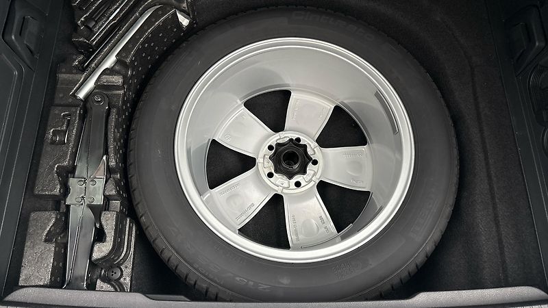 Volkswagen Passat 2.0 TDI DSG Elegance Variant - fotka 20 z 27