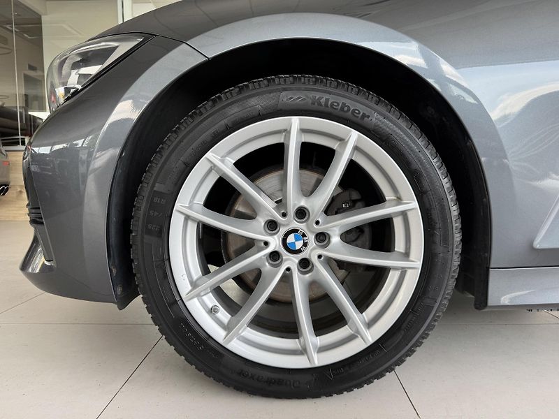 BMW Řada 3 320d 140kW*Kůže*PlnýServis*Taž - fotka 33 z 34