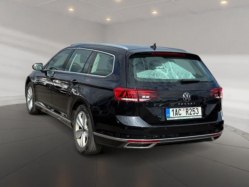 Volkswagen Passat (2024) ELEGANCE 2.0TDI 110kW DSG CZ  - fotka 4 z 11