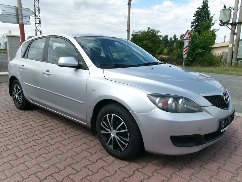 Mazda 3 (2007) 1,3i KLIMA BT NAVI - fotka 8 z 24