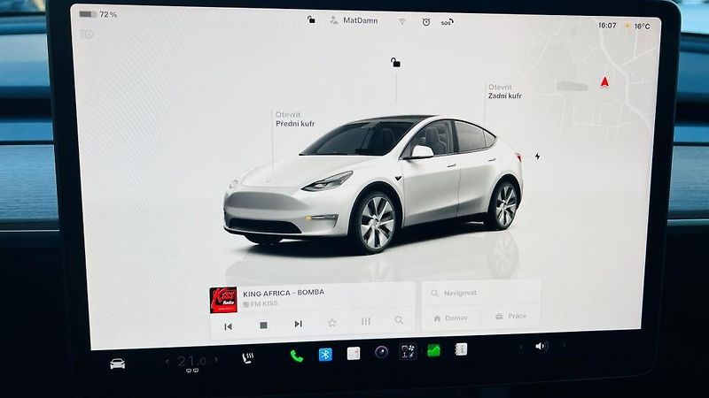Tesla Model Y (2022) LR AWD Berlin Záruka SoH 93,4% - fotka 27 z 57